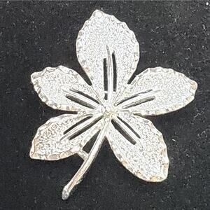 Sara Coventry Leaf Silver Tone Bow Unsigned Brooch Pin 1" Vtg